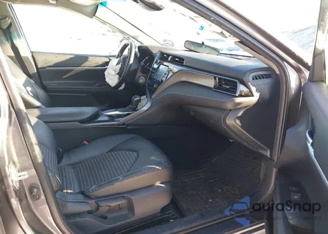 2020 Toyota Camry Se z USA, uszkodzony, nr VIN 4T1G11AK4LU915489